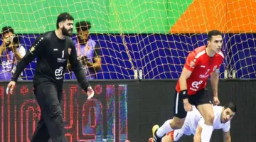 فريق «رجال يد الأهلي» يُلاقي طلائع الجيش في الدوري.